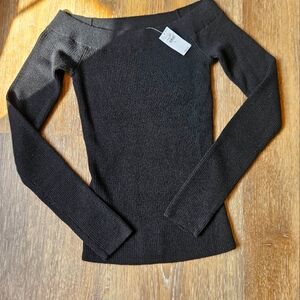 Gap Women's Black Off-Shoulder Sweater